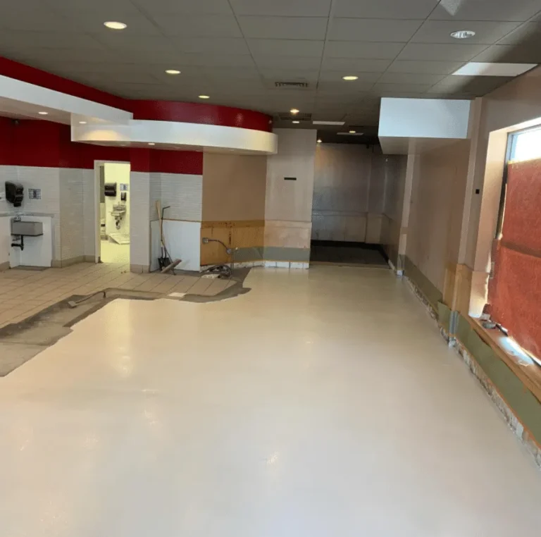 Light floor in a commercial interior